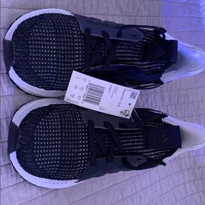 Adidas ultra boost 19 Women’s size7 new with tags